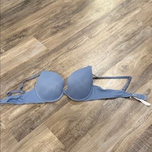 Lightly worn PINK Victoria's Secret Light Blue Bra 36B